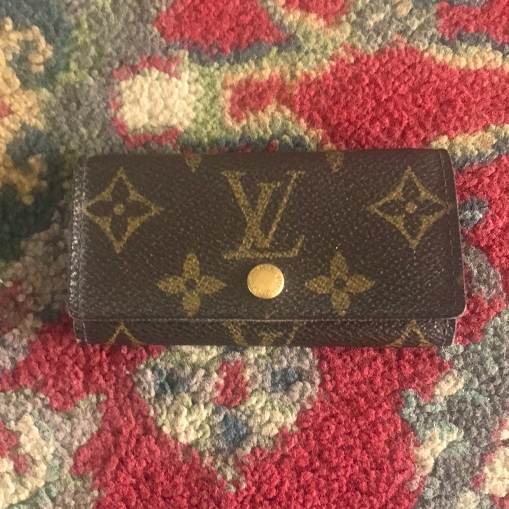 🌹🍃Authentic LV Key Case🍃🌹